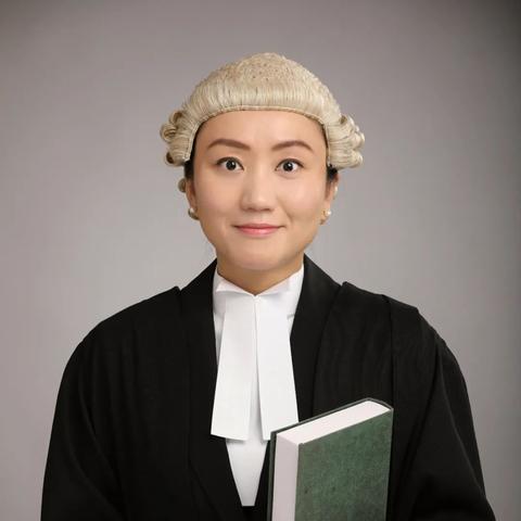 出庭时请律师有用么？官司缠身时如何应对？