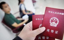 天津离婚请律师多少钱一个月？突然离婚了怎么办？