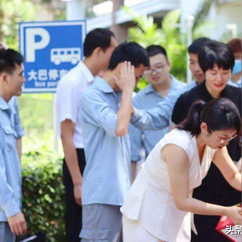 企业工伤保险怎么办理才合规？员工万一出事了咋赔？