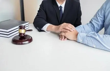 仲裁可以请律师吗？专业律师如何帮你化解纠纷？