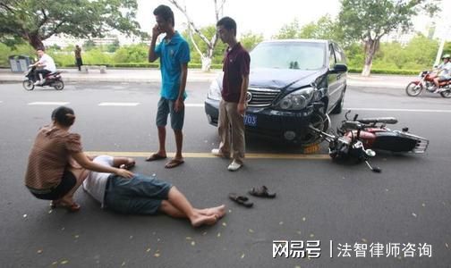 出车祸了请律师的费用怎么算？突然需要律师怎么办？