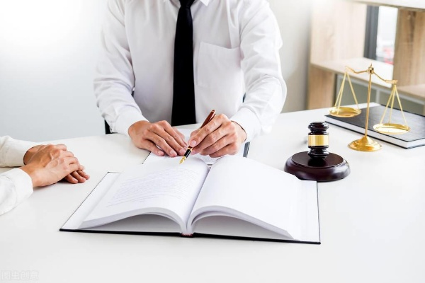 为什么需要请律师?关键时刻律师能帮你做什么? 为什么需要请律师?关键时刻律师能帮你做什么?