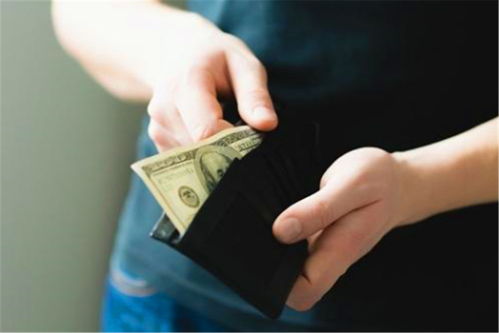 村里有人借钱不还成老赖?钱要不回来,这三招教你硬气维权! 村里有人借钱不还成老赖?钱要不回来,这三招教你硬气维权!