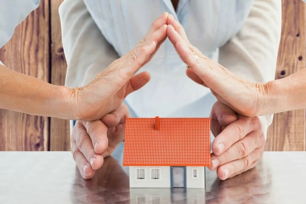 在娄底买房怎么请律师？遇到房产纠纷怎么办？