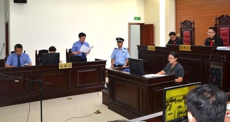 聚众斗殴开庭一定要请律师吗？不请律师会有什么后果？