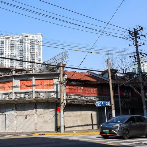 怎么请律师写行政复议申请书？行政决定不服怎么办？