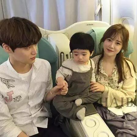 法庭上被告必须自己答辩吗?可以请律师代劳吗? 法庭上被告必须自己答辩吗?可以请律师代劳吗?