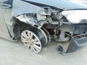 撞车逃逸怎么处罚？跑了就真没事了？别天真了！