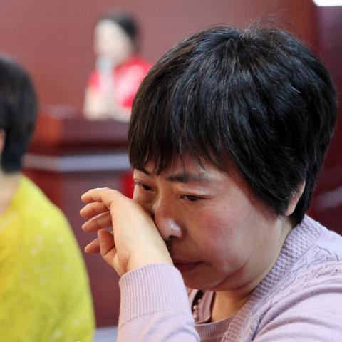 亲戚借钱不还，撕破脸前还能怎么办？