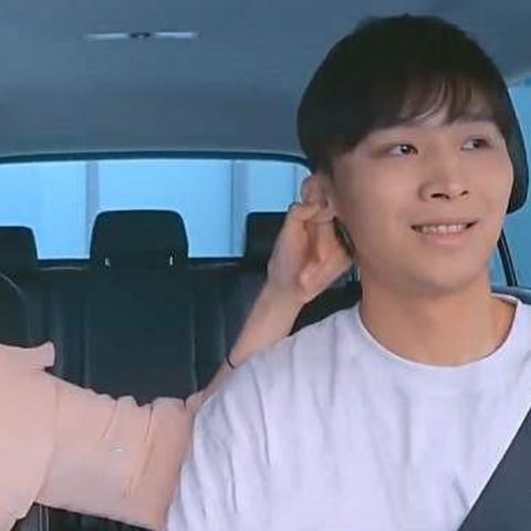 借钱不还的老赖，真能逍遥法外？小心报应从天而降！