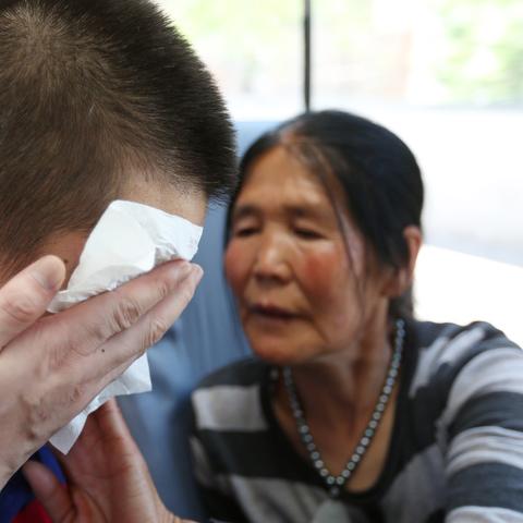 借条写了，微信转了，人却拉黑了？老赖不还钱，真就拿他没办法？