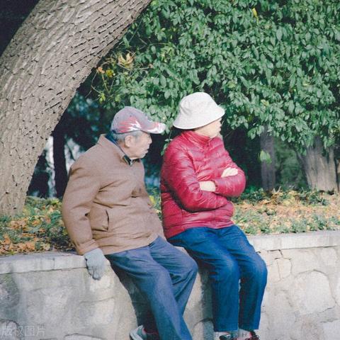 借条写了，人还在村口晒太阳—老赖不还钱，咱真就只能干瞪眼？