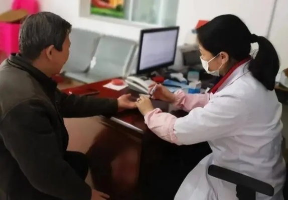 —一位在乡镇卫生院干了12年的老护士悄悄告诉我的实话