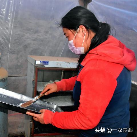 白酒能带上高铁吗？带了半瓶被拦下，安检员说不行，到底谁有理？