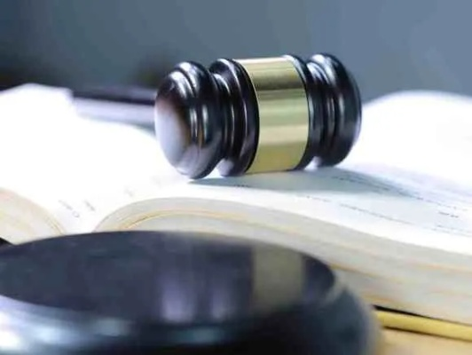 一、不是交够时间就等于符合资格,落户是场精密校准的法律适配 一、不是交够时间就等于符合资格,落户是场精密校准的法律适配