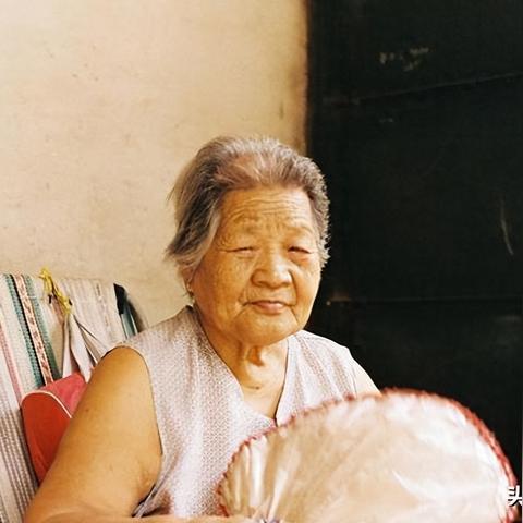 生完娃就能领钱？别急！这3个硬门槛卡住90%的妈妈