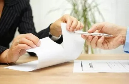 —一位劳动法律师陪372位职场人签过劳动合同后的真心话