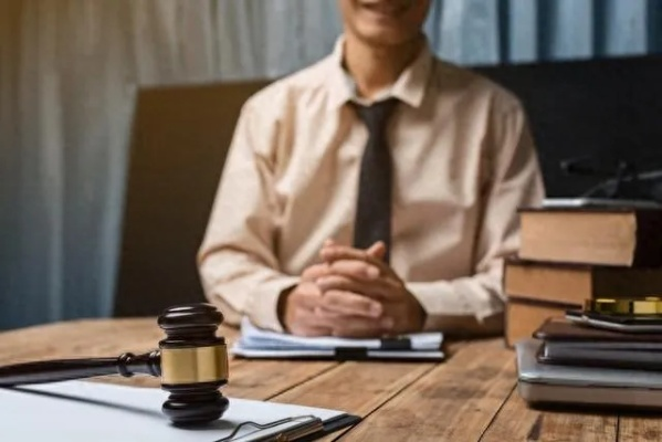 —一位干了18年劳动与社保法实务的律师，掏心窝子说句实在话