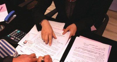 签合同前没看这5步？钱转了、章盖了，人还在法庭上哭！