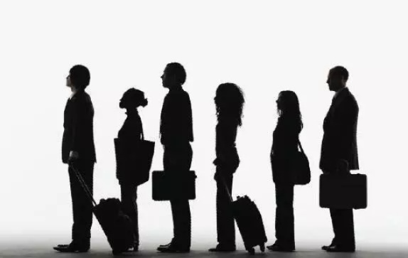 —一位老工商人熬了18年,手把手教你怎么体面退场 —一位老工商人熬了18年,手把手教你怎么体面退场