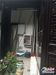 —一位老街坊在社区调解室拍着桌子问我的第一句话 —一位老街坊在社区调解室拍着桌子问我的第一句话