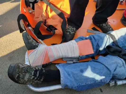 发了劳保用品,员工却摔骨折了?这‘防护’到底防住了啥? 发了劳保用品,员工却摔骨折了?这‘防护’到底防住了啥?