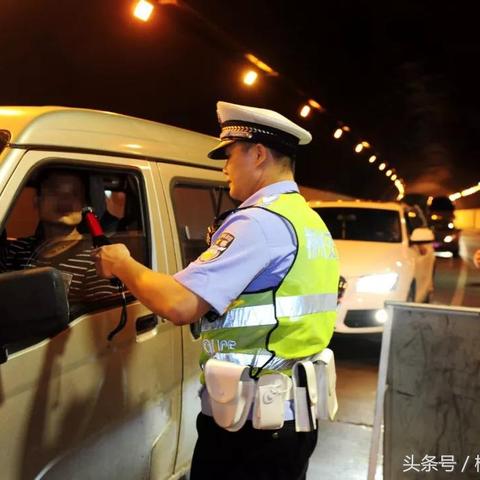 开多久就算‘累到违法’疲劳驾驶的红线,不是靠感觉划的! 开多久就算‘累到违法’疲劳驾驶的红线,不是靠感觉划的!