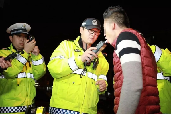 醉驾判多久?刚被查了吹气128,还能缓刑吗? 醉驾判多久?刚被查了吹气128,还能缓刑吗?