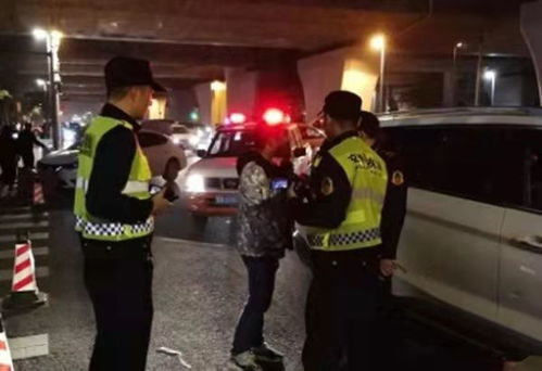 酒刚下肚，车还没碰—喝完酒到底等多久才能踩油门？