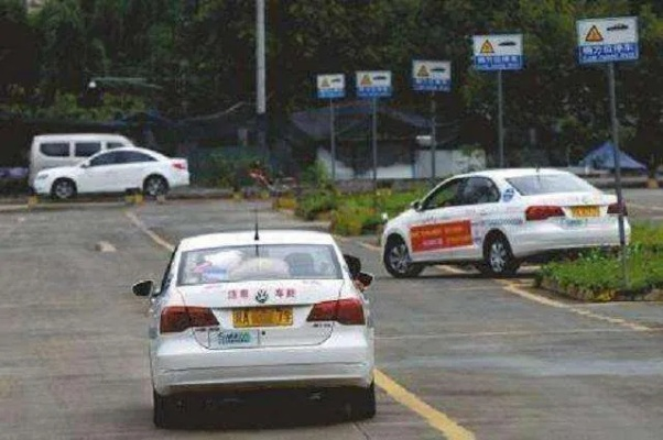 驾照到底要考多久？报了名却卡在科二半年没过，算不算驾校违约？