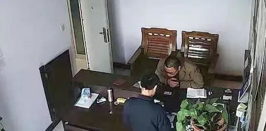 —一位户籍律师的窗口旁白 —一位户籍律师的窗口旁白