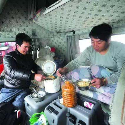 —一位修车师傅发来3张照片后，我默默把茶杯放下了