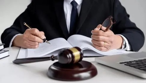 职务到底指什么？签合同写销售总监却没实权，算欺诈吗？