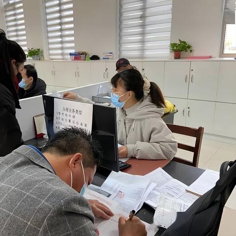 上不封顶到底顶在哪？银行说的额度无上限，真能无限刷吗？