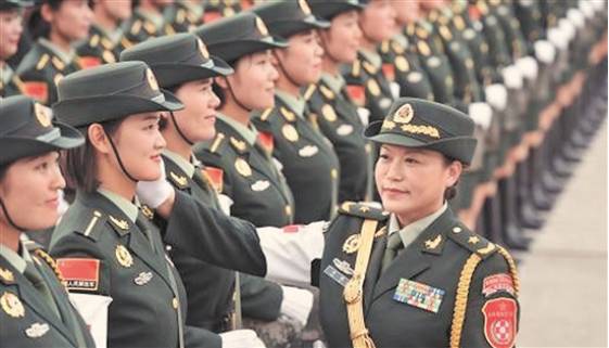 政委是什么级别？部队里喊一声‘政委’到底该敬礼还是递茶？