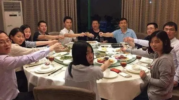 你有没有在饭局上听过这句话？